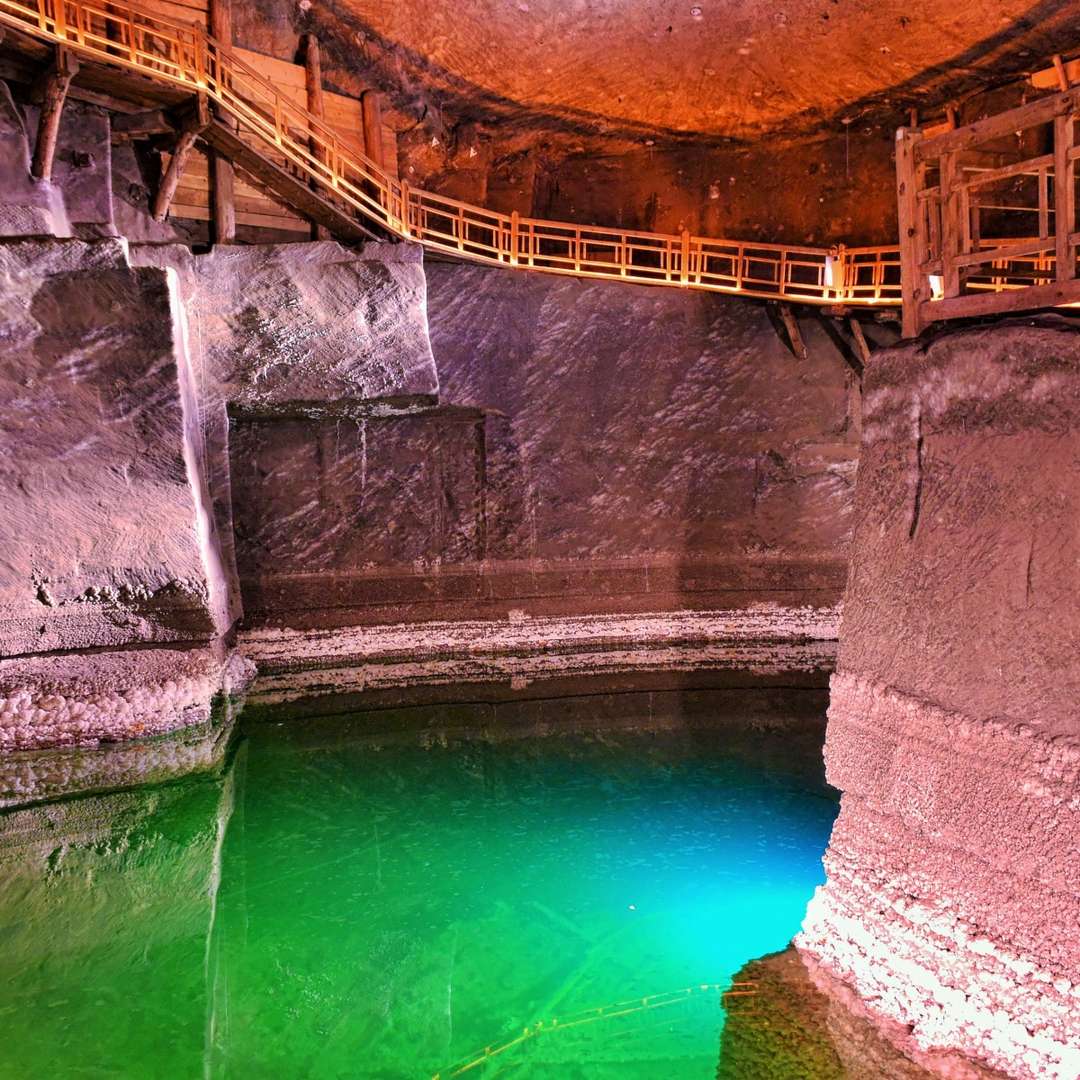 cracovie wieliczka mine de sel lac souterrain