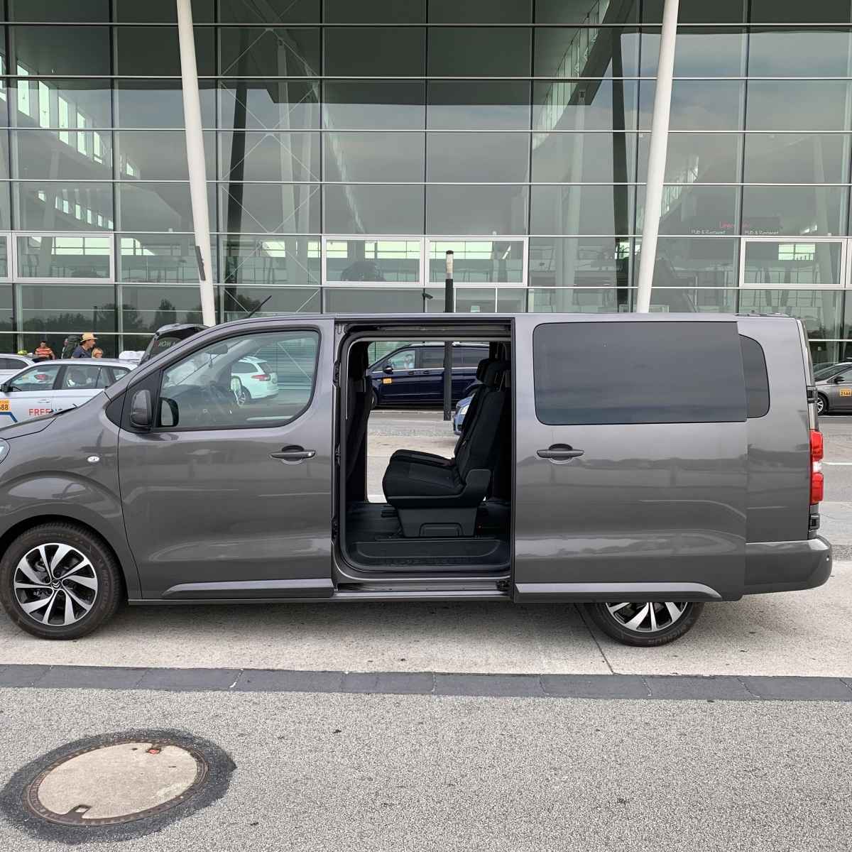 transfert à cracovie chauffeur privé, transfert à l\'aéroport de cracovie, transfert à l\'aéroport de katowice
